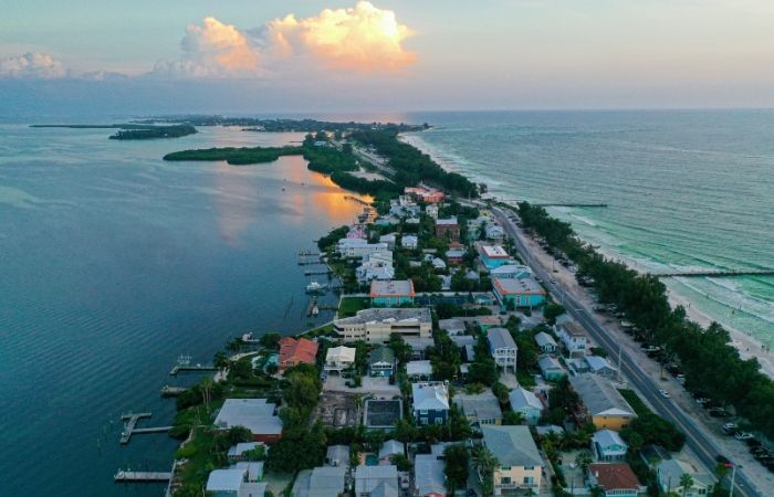 Your Ultimate Guide to Exploring Anna Maria Island by Golf Cart